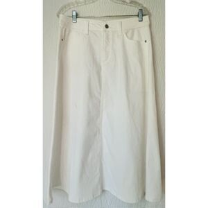 Sonoma A-Line White Midi Denim Skirt. Size 10.